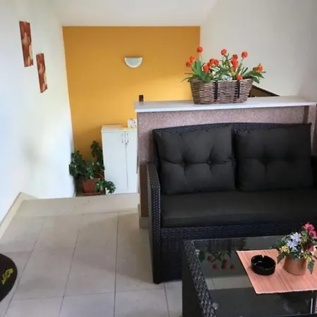 Antisa Apartmán *