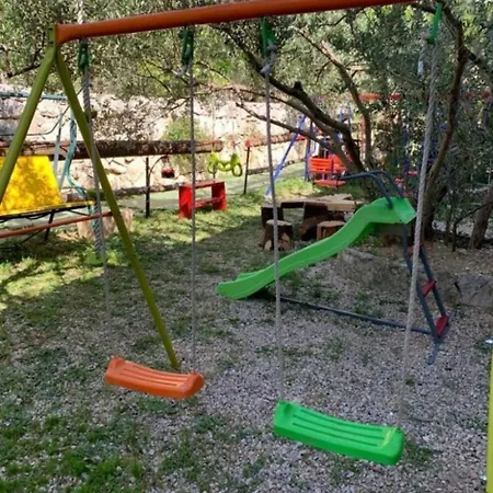 Antisa Lägenhet Tučepi